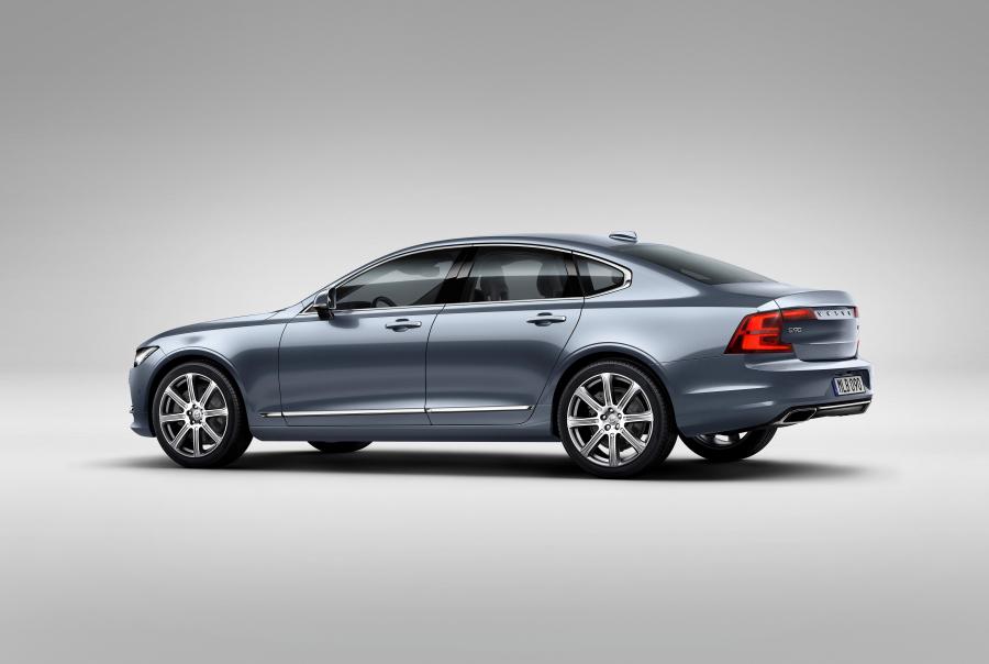  Volvo S90 T6 Inscription 2016 года  (фото 21 из 84)